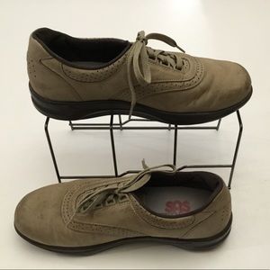SAS San Antonio Shoemakers Size 11 Camel Nubuck Leather Walk Easy Walking Shoe